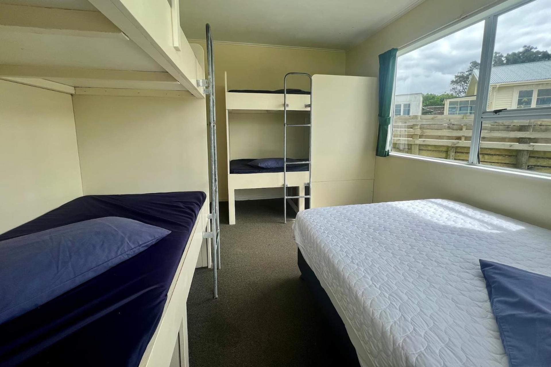 Castlepoint Holiday Park & Motels Bilik gambar