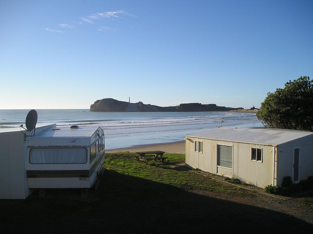 Castlepoint Holiday Park & Motels Bilik gambar